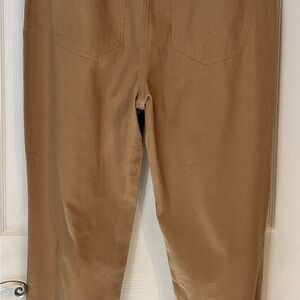 Gigi Carrot Fit Pants in Caramel
